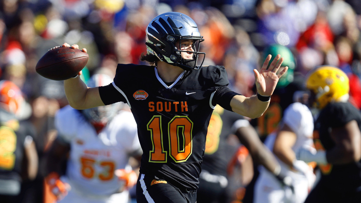 Herbert completed 9 of 12 passes in his three Senior Bowl possessions.